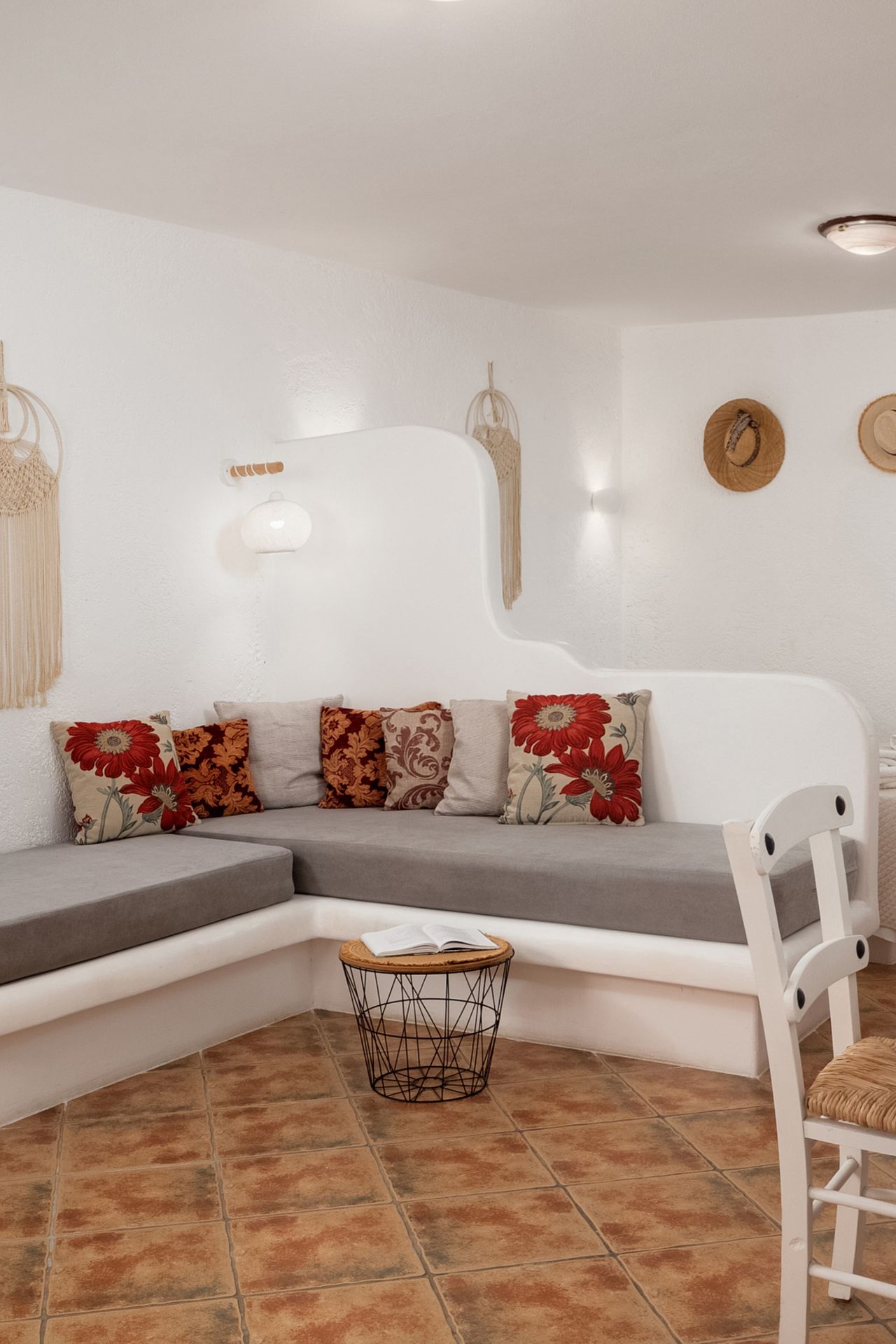 Quadruple Garden View living area